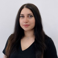 Yuliia Hlushkina avatar image