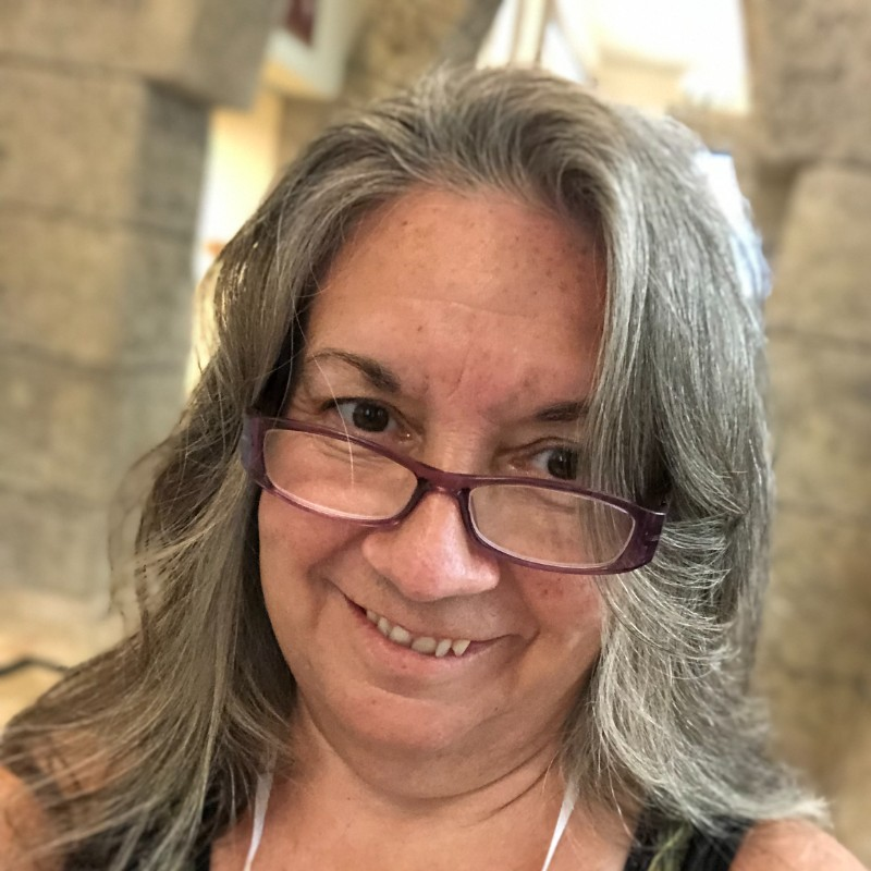 Julie Moffat avatar image