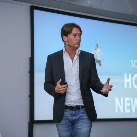 Fabrizio Perrone avatar image