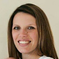 April Ragona avatar image