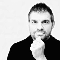 Stéphane de Luca avatar image