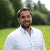 Lionel Tarica avatar image