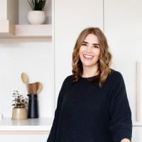 Ami Mckay avatar image