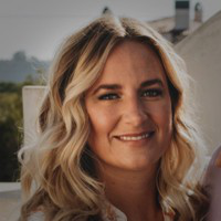 Brenna Robinson avatar image