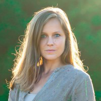 Laura D. avatar image