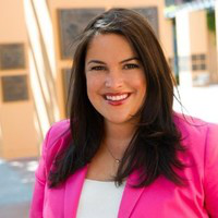 Juliana Holcombe avatar image