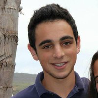 Alex Tenebaum avatar image