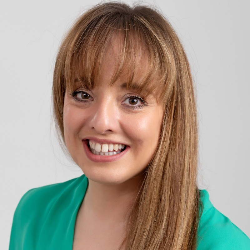 Laura Jennings avatar image