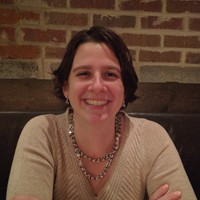 Julie Neubauer avatar image