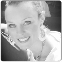 Kelly Hawley avatar image