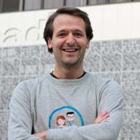 Stanislas Niox-Chateau avatar image