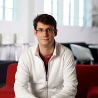 Viktor Müller avatar image