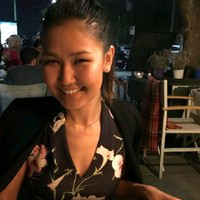 Anne Battumur avatar image