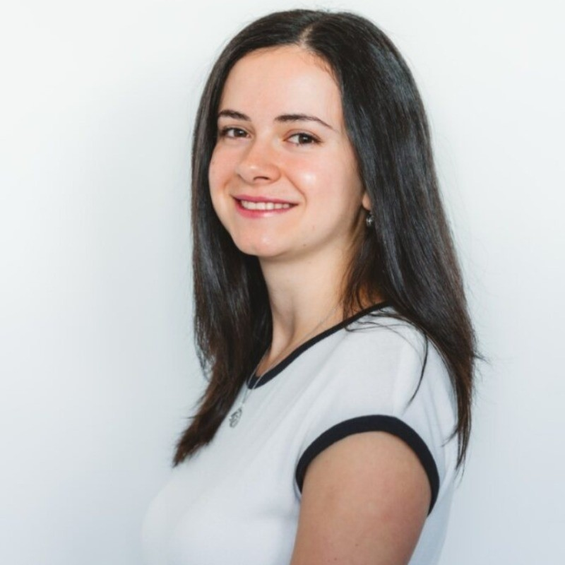 Valeria Bratu avatar image