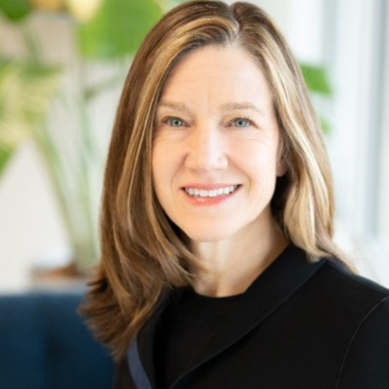 Michele Azar avatar image