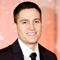 Robert Garcia avatar image