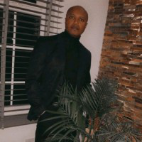 Smiley Noel avatar image