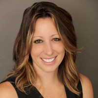 Julia Nachman avatar image