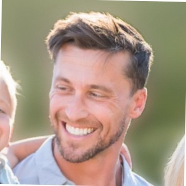 Daniel Clark avatar image