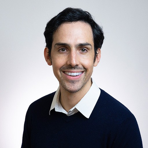 Adriano Quiroga avatar image