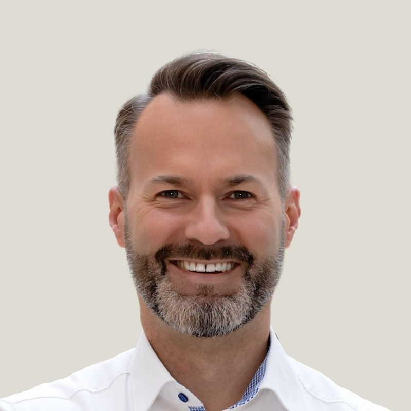 Robert Hartl avatar image