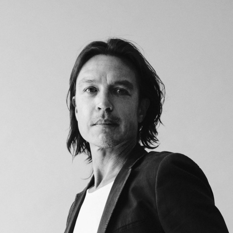 Howard Collinge avatar image