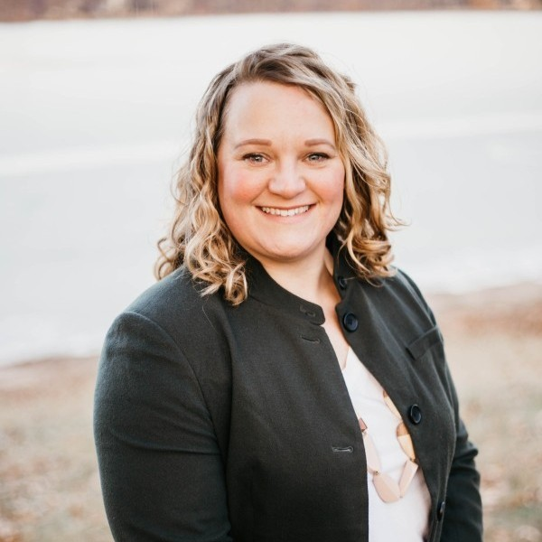 Cindy Hoops avatar image