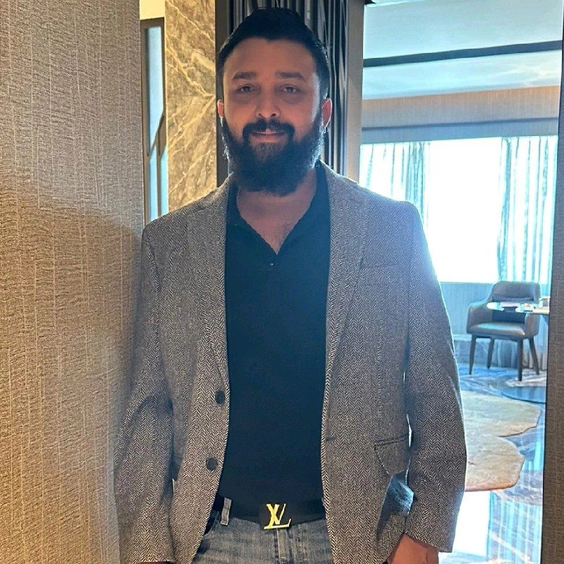 Varun Vijayagha avatar image