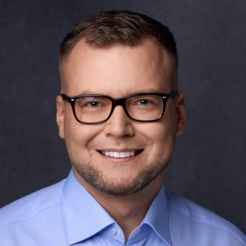 Paul Ogonowski avatar image