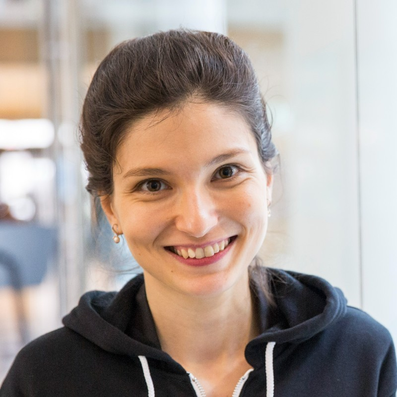 Elina Naydenova avatar image