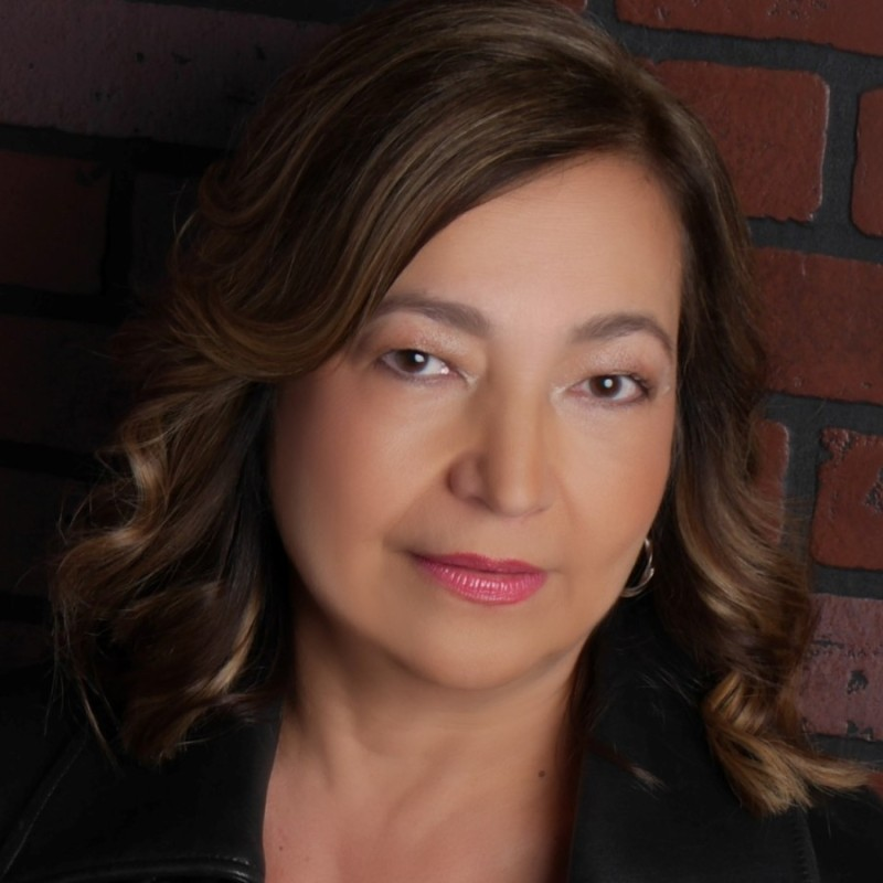 Lori Aynat-Mastalia avatar image