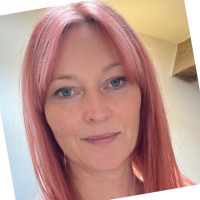 Jo Chandler avatar image