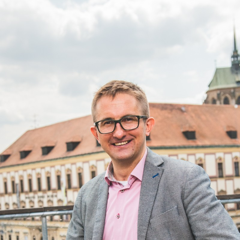 Dr. Vaclav Potesil avatar image