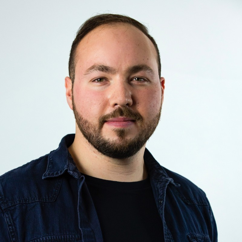 Robert Schneeweis avatar image