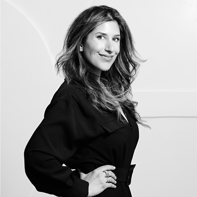 Nina Nikomid avatar image