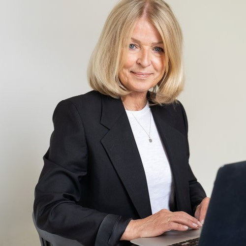 Evy Nilsen avatar image