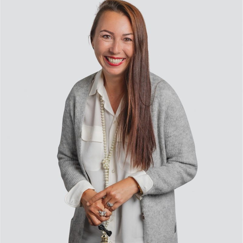 Angela Teodorescu avatar image