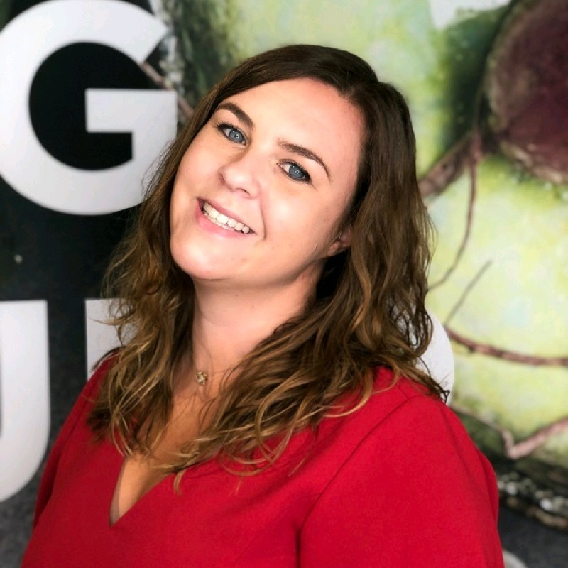 Astra Muzeen avatar image