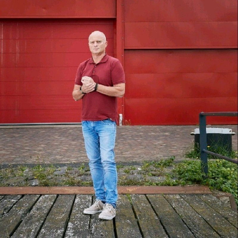 Ron Vaz Dias avatar image