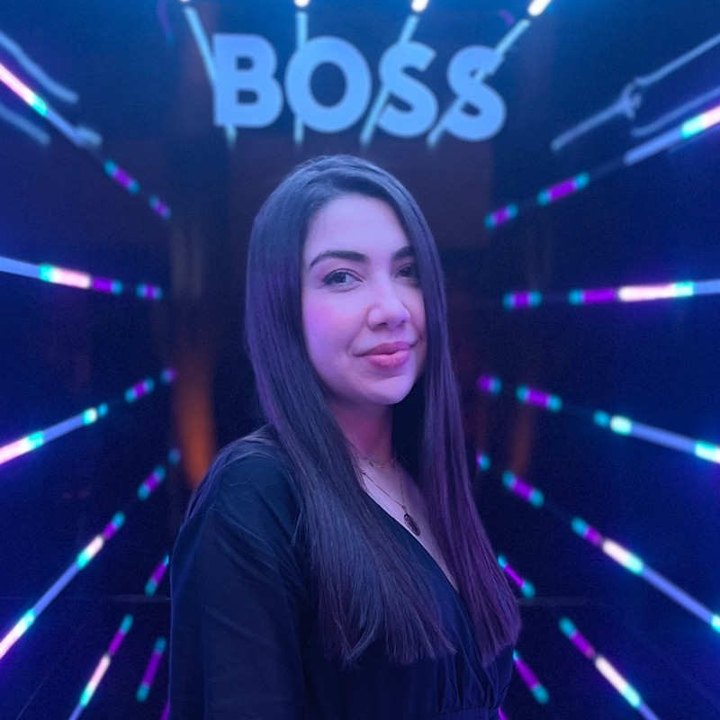 Larissa Coelho avatar image