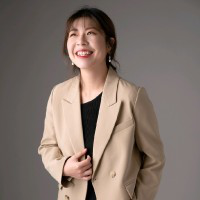 Profile Image for Angela Zhu