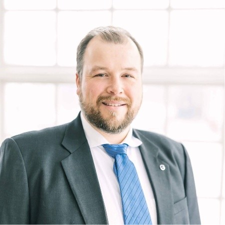 Sebastian Gladrow avatar image