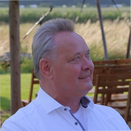 Louis van Helden avatar image