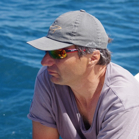 Olivier Adam avatar image