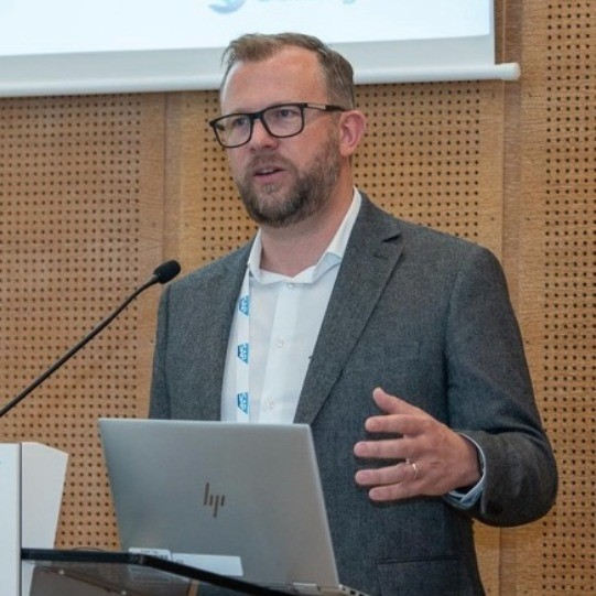 James Lee avatar image