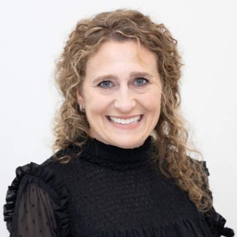 Amy Roseman avatar image