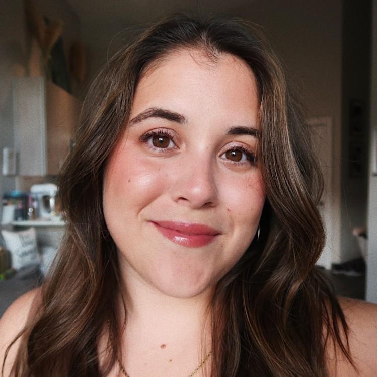 Annalise Bourgeois avatar image