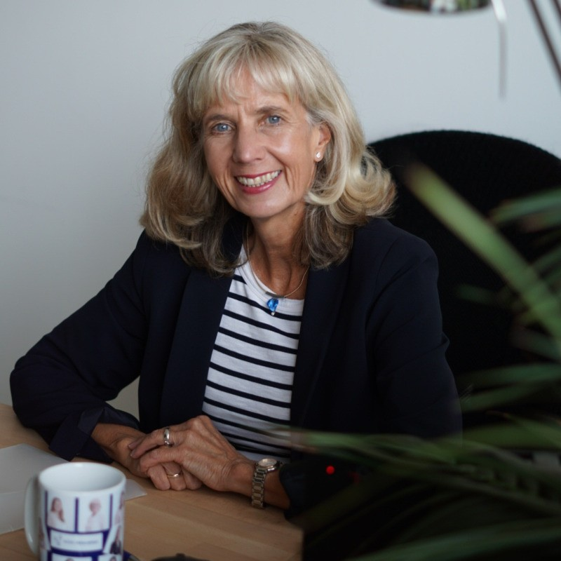 Karen Wilde avatar image