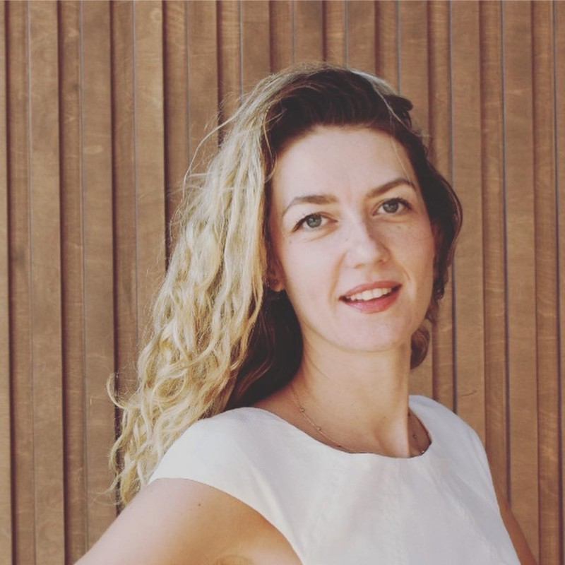 Mila Isakovska avatar image