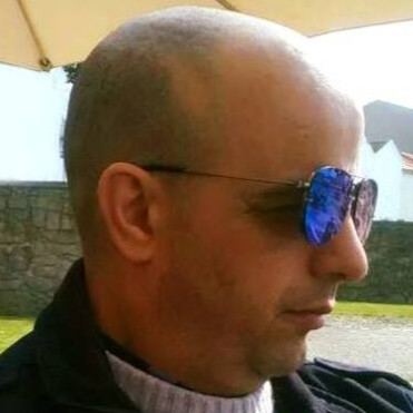 António Cunha Santos avatar image